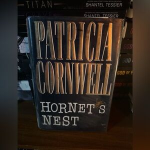 Hornet's Nest by Patricia Cornwell Hardcover
